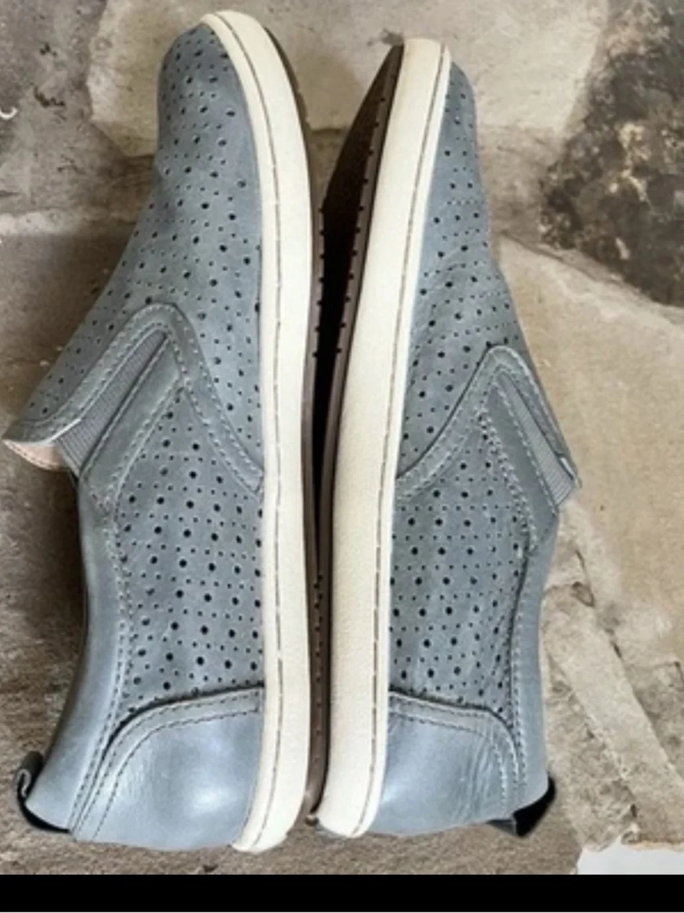 Taos Footwear questions leave